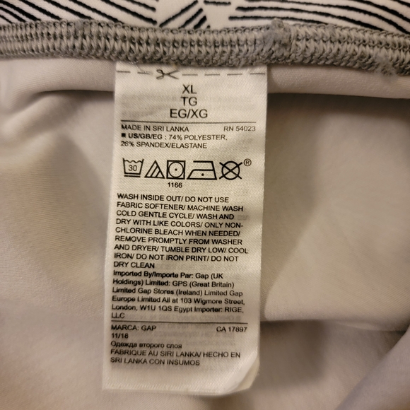 GAP Black and White Patterned Pants - Picture 2 of 3